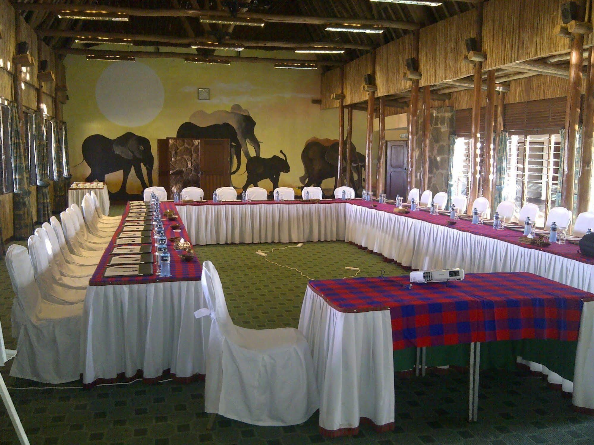Kilaguni Serena Safari Lodge Tsavo Exterior foto